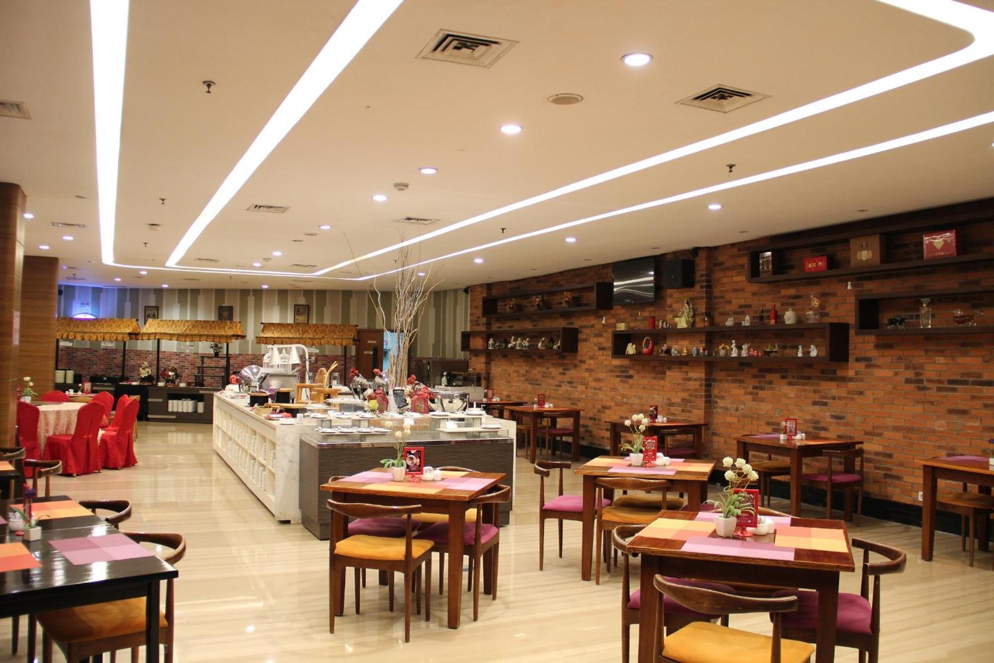 Hariston Hotel & Suites, Pluit - Джакарта Екстер'єр фото