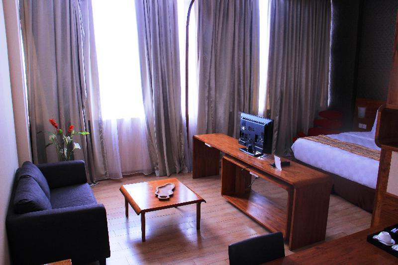 Hariston Hotel & Suites, Pluit - Джакарта Екстер'єр фото